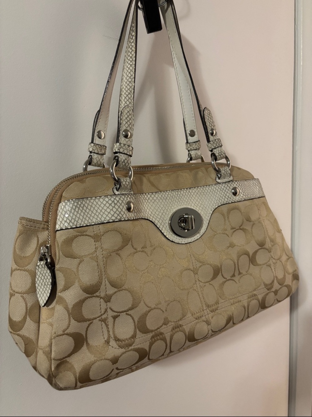 Coach Penelope Signature  satchel in Champagne with White Trim
